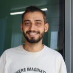 Emir Balın, yaşar üniversitesinde.